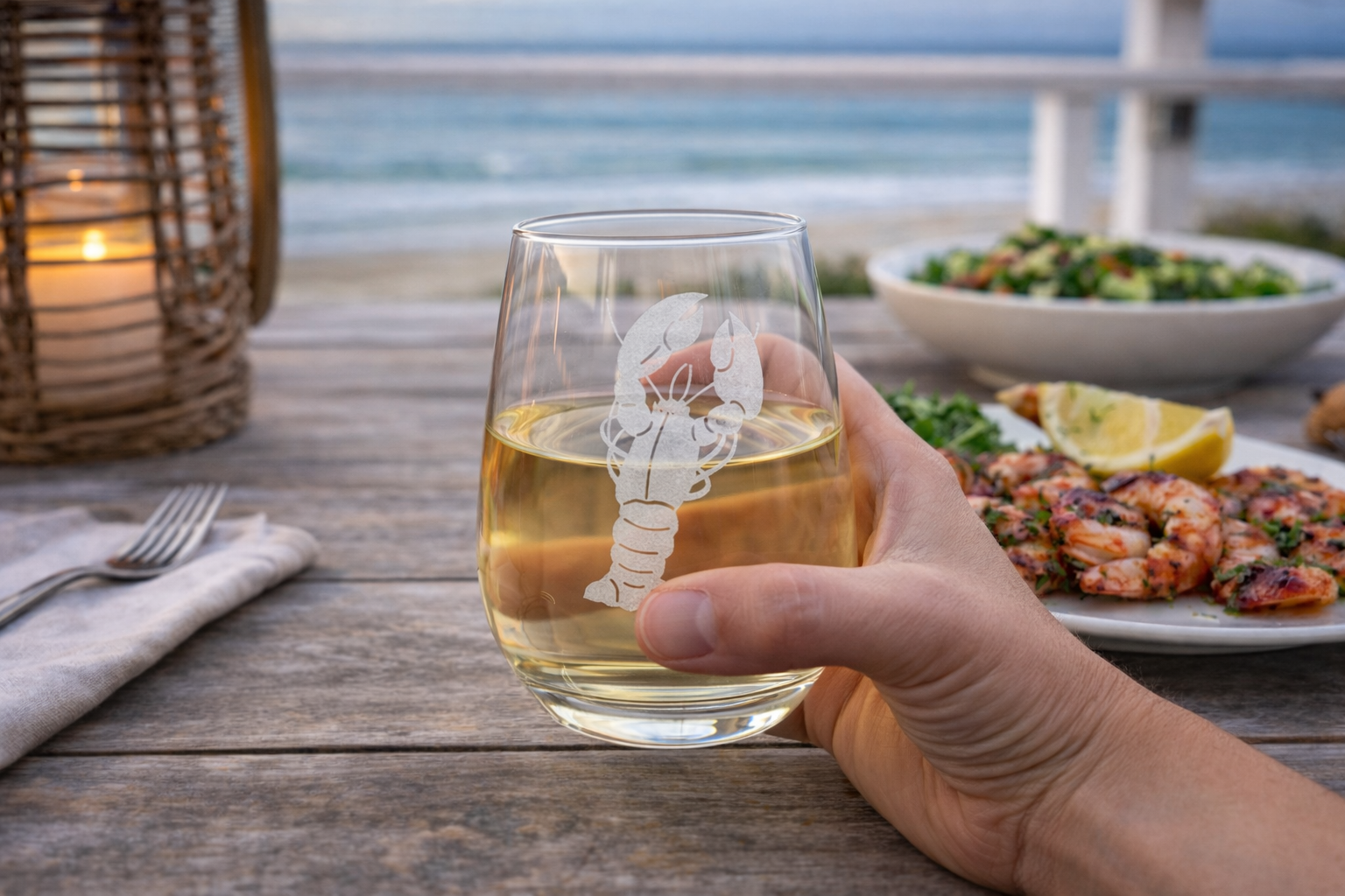 Salt & Tides Etched Lobster Stemless Wine Glass