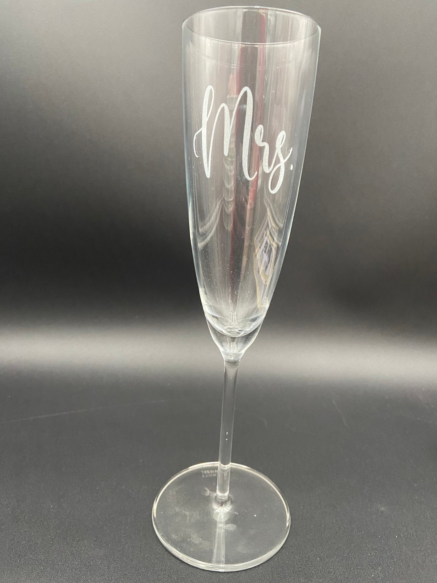 Engraved Champagne Flutes (set of 2)